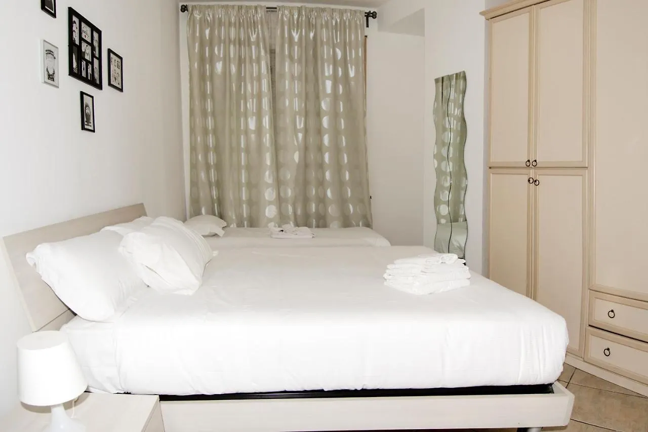 Apartment Roman Dreams Italy