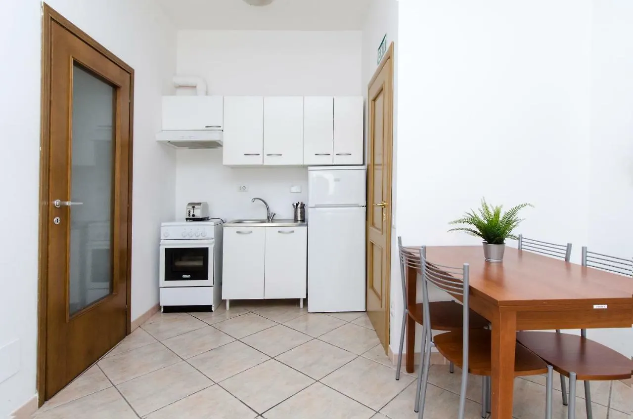 Apartment Roman Dreams Italy